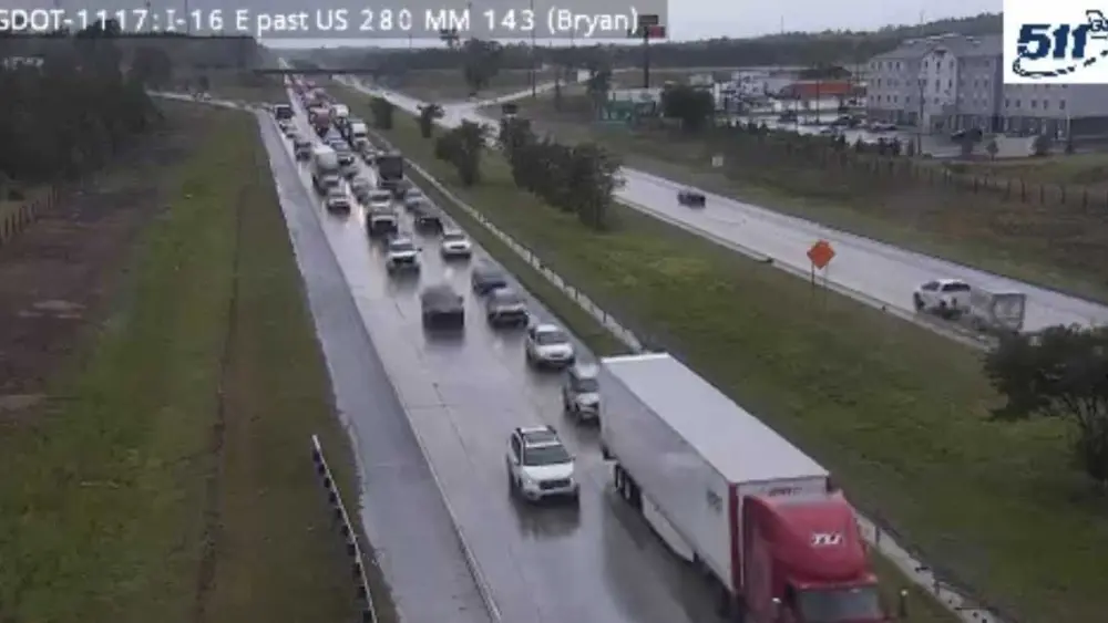 Traffic backups on I-16 at start of holiday weekend