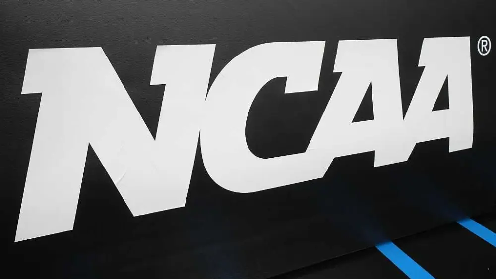 President Trump signs order intended to stabilize college sports, threatens lost federal funding