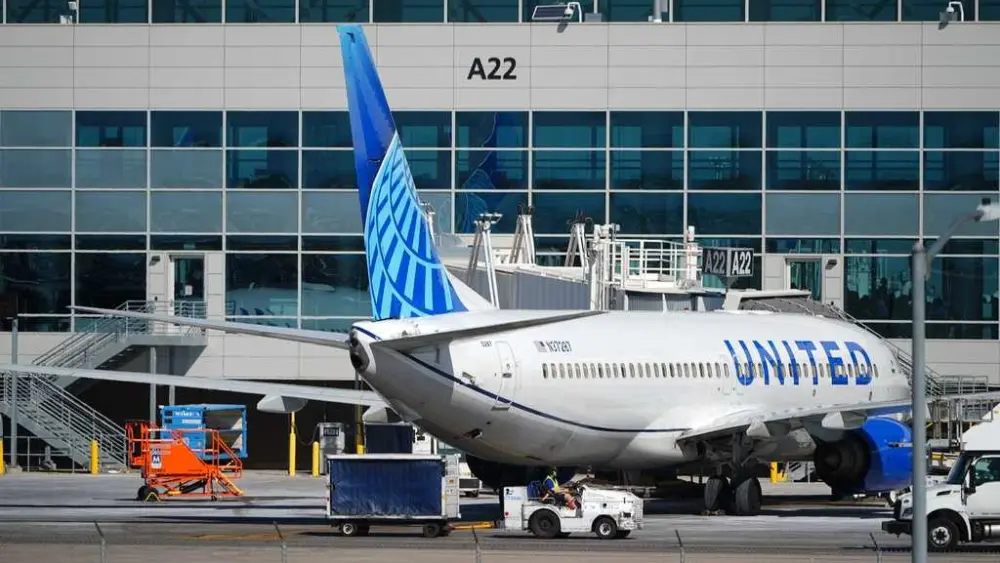 United Airlines raises bag fees amid rising fuel costs and introduces tiered premium fares