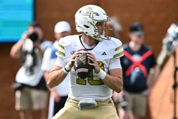 Report: Falcons, Panthers to host QB Haynes King for visits