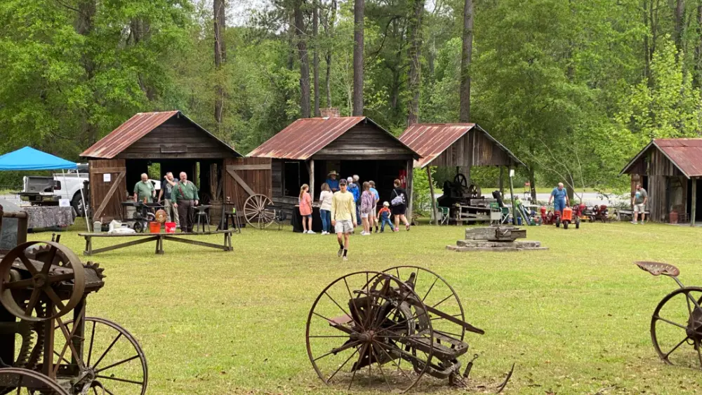 aad0e9e1-8ae3-44fa-aea3-255ba75ae5d0