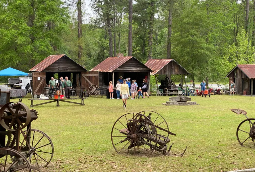 aad0e9e1-8ae3-44fa-aea3-255ba75ae5d0