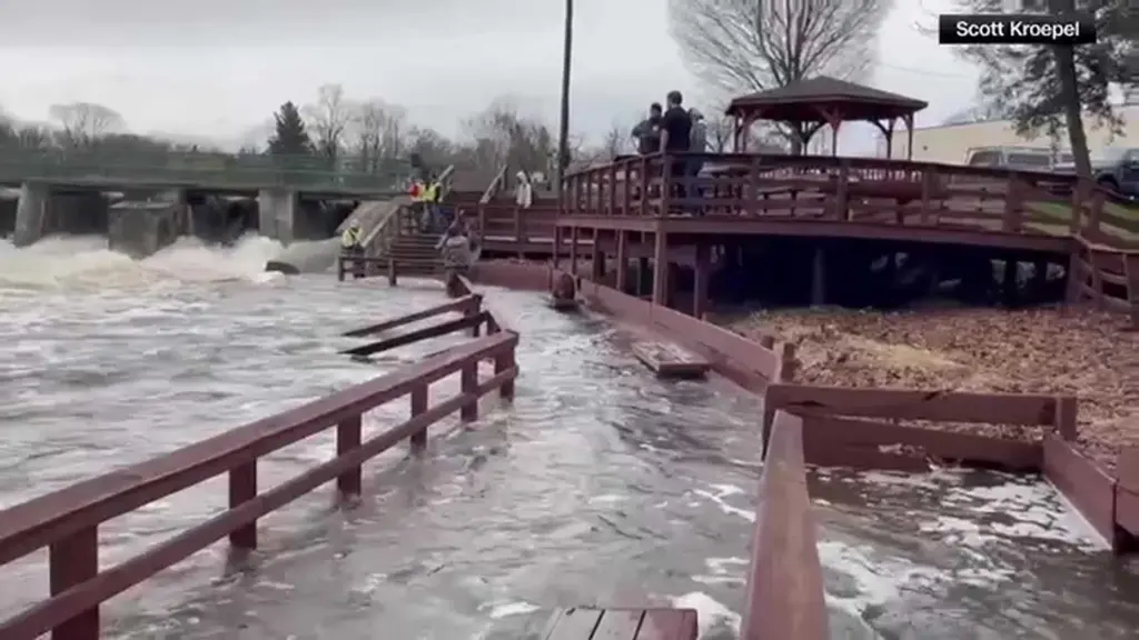 VIDEO: Hesperia Dam faces possible failure as flooding hits western Michigan, officials warn