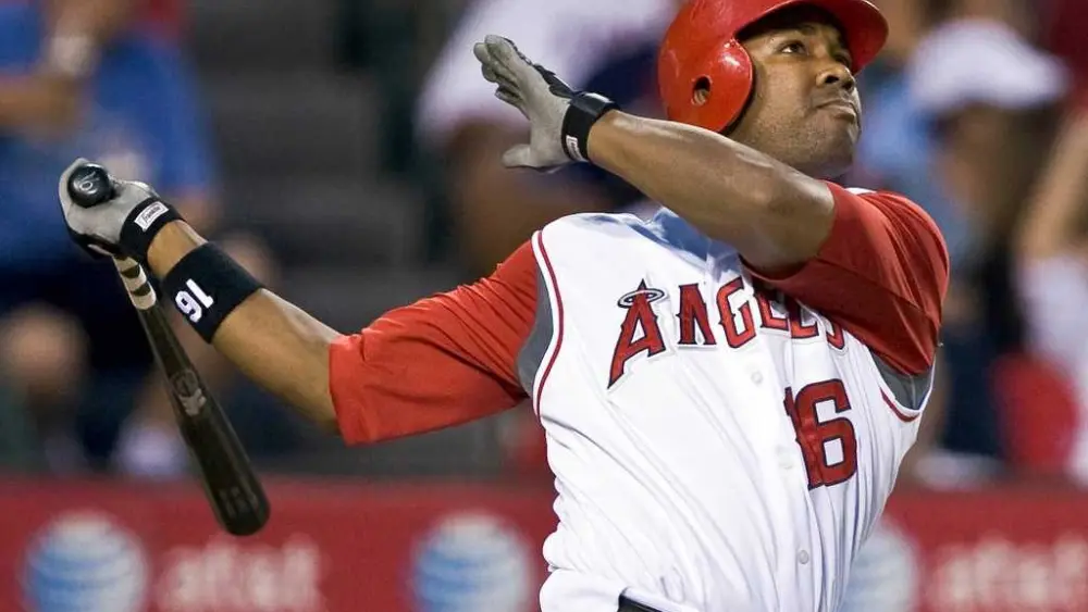 Garret Anderson, the talented outfielder and Angels' career hits leader, dies at 53