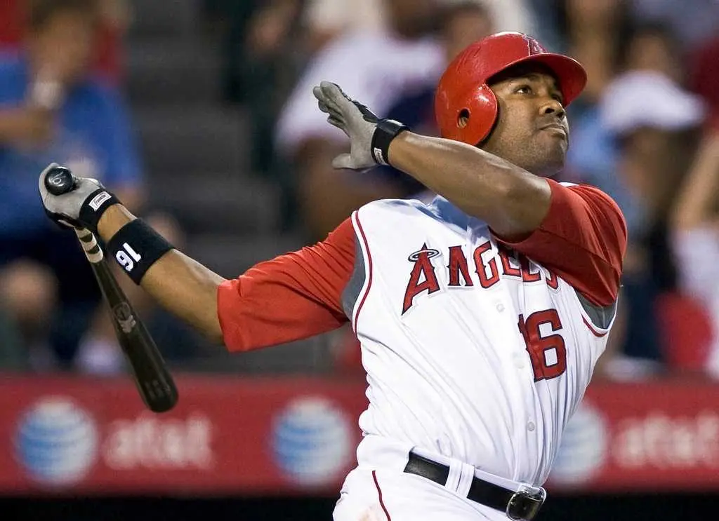 Garret Anderson, the talented outfielder and Angels' career hits leader, dies at 53