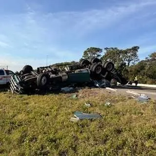 Wild video shows hit-and-run crash on Florida highway that killed man, sent semi-truck tumbling