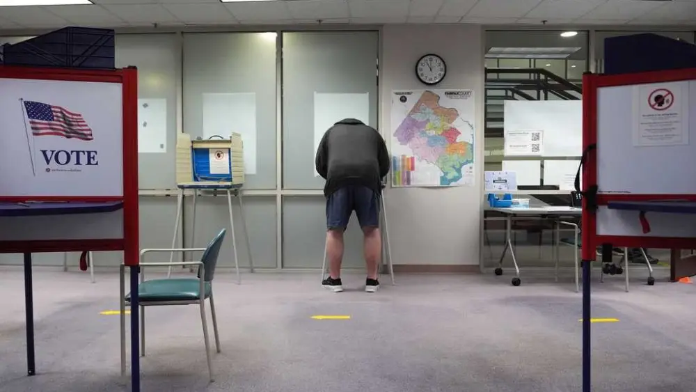Virginia voters deciding on redistricting plan that could boost Democrats' seats in Congress