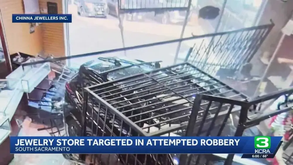 WATCH: Northern California jewelry store rammed by vehicle in violent break-in