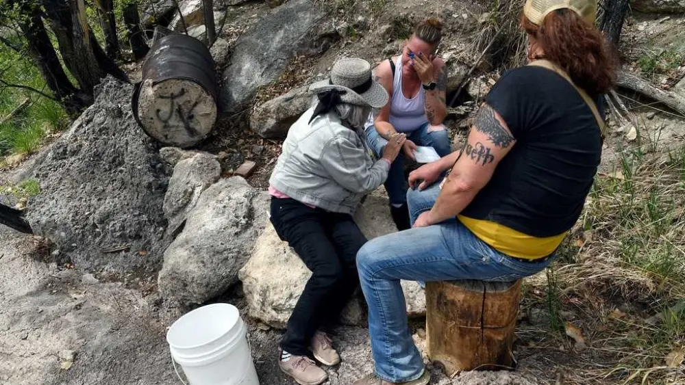 4d831a46-e381-4479-a259-364971733b5d