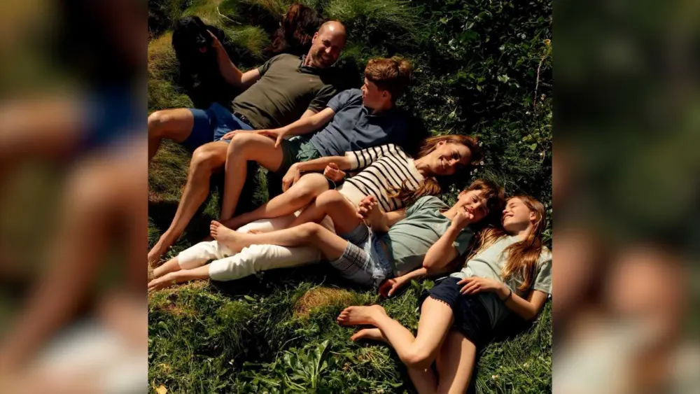 Kate Middleton and Prince William celebrate their 15th wedding anniversary with new family photo