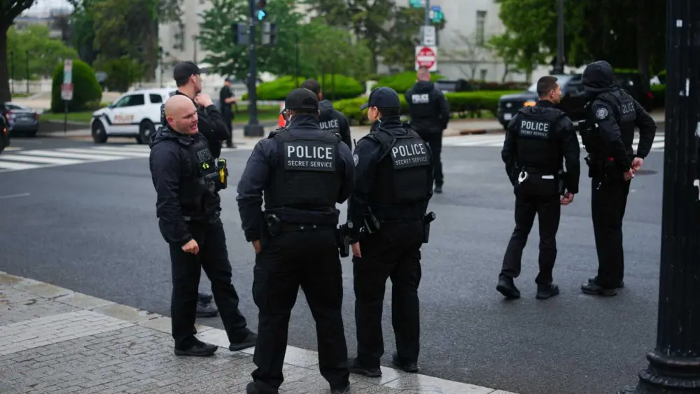 Does the secret service remain unpaid? Fact checking lawmaker’s claims