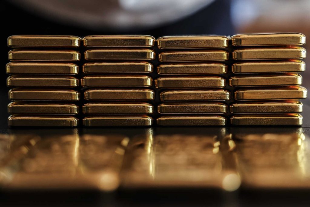 A woman lost nearly $100k in a gold bar scam. Here's what happened ...
