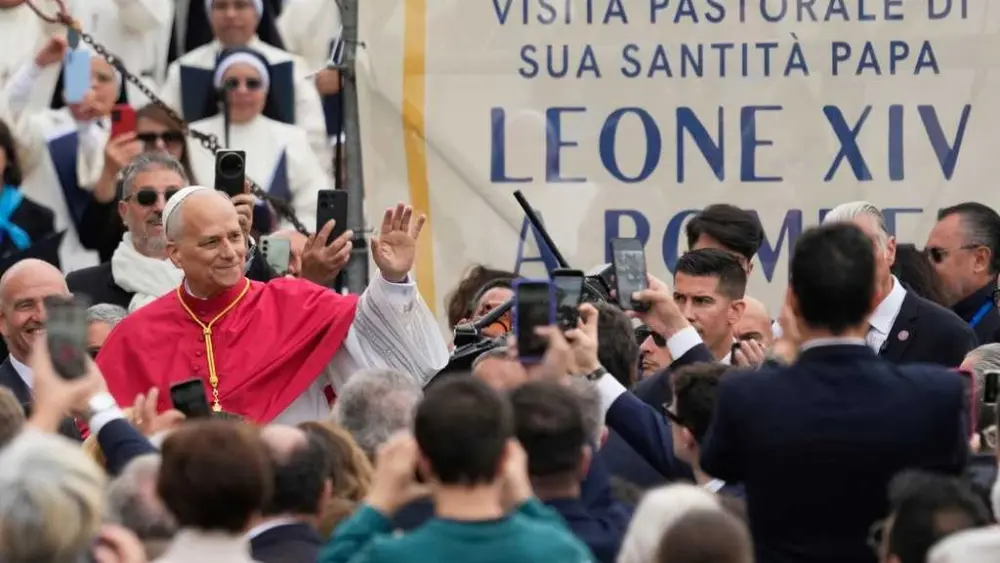 Pope prays for end to 'fratricidal hatred'