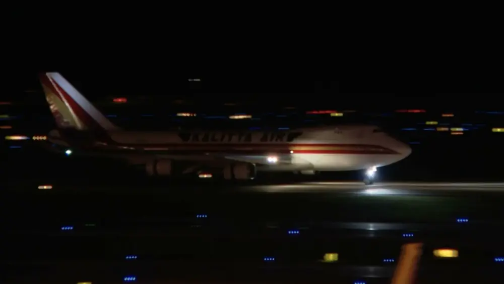 17 American passengers from hantavirus-hit cruise ship land in Nebraska