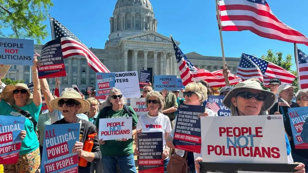 Trump's redistricting push fizzles in South Carolina Senate but wins in Missouri's top court
