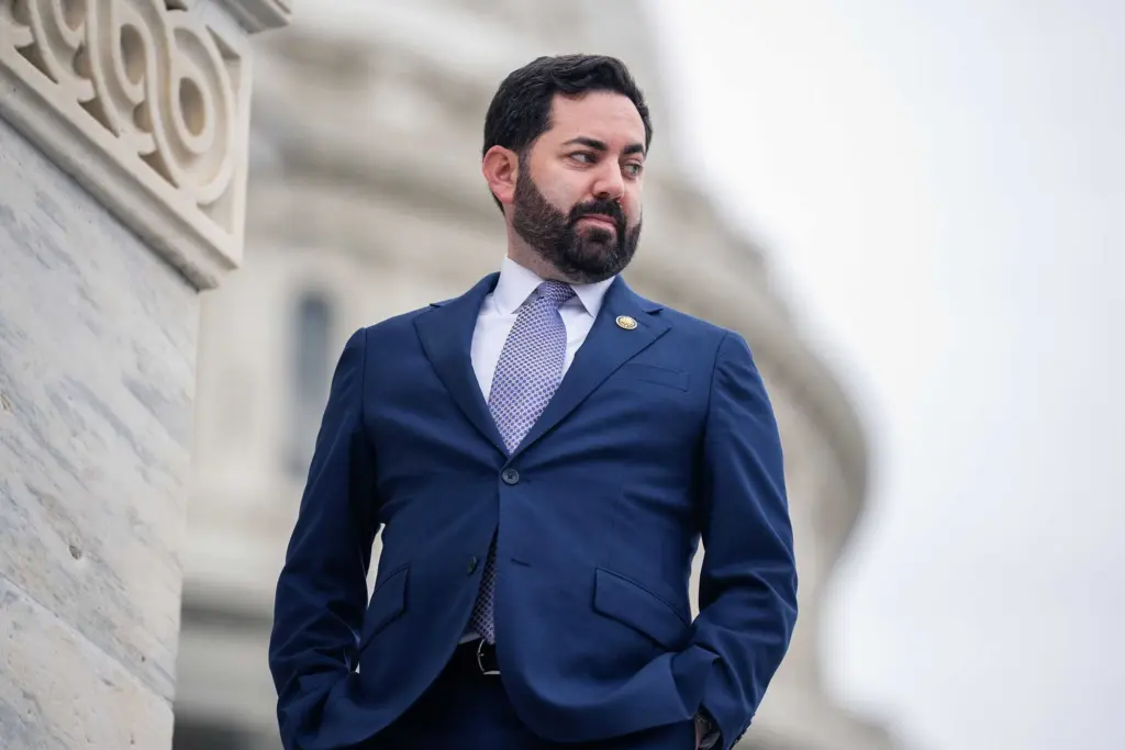 GOP Rep. Mike Lawler blasts antisemitic and homophobic comments from Sen. Rand Paul's son