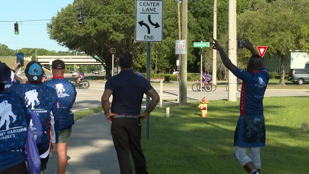 Cyclists honor service on 1,000-mile veteran ride