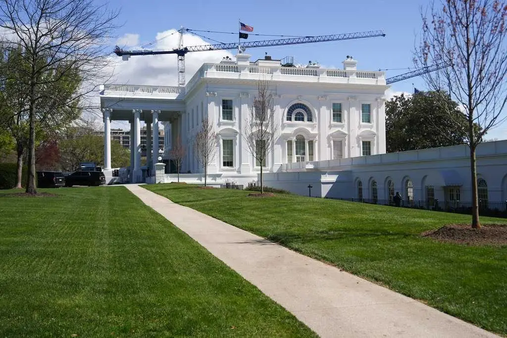 President Trump showcases East Wing ballroom construction amid taxpayer funding debates