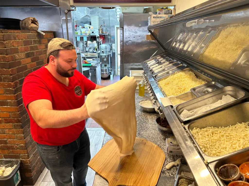 A proposed additive ban could change New York’s iconic pizza and bagels