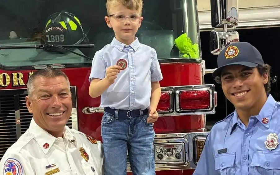Florida 4-year-old helps save injured man after spotting him under a boat