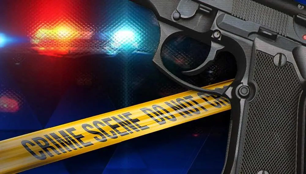 Savannah police respond to Bull Street shooting