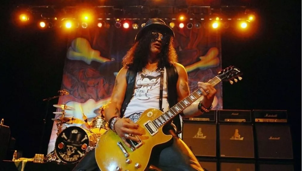 Guitarist Slash^ during his show of his solo turn^ at Fundição Progresso in the city of Rio de Janeiro^ Brazil. Rio de Janeiro^ April 6^ 2011