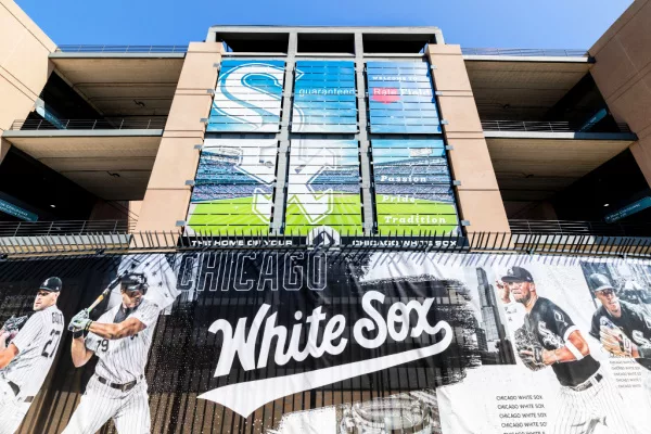 shutterstock_white_sox_1495044203