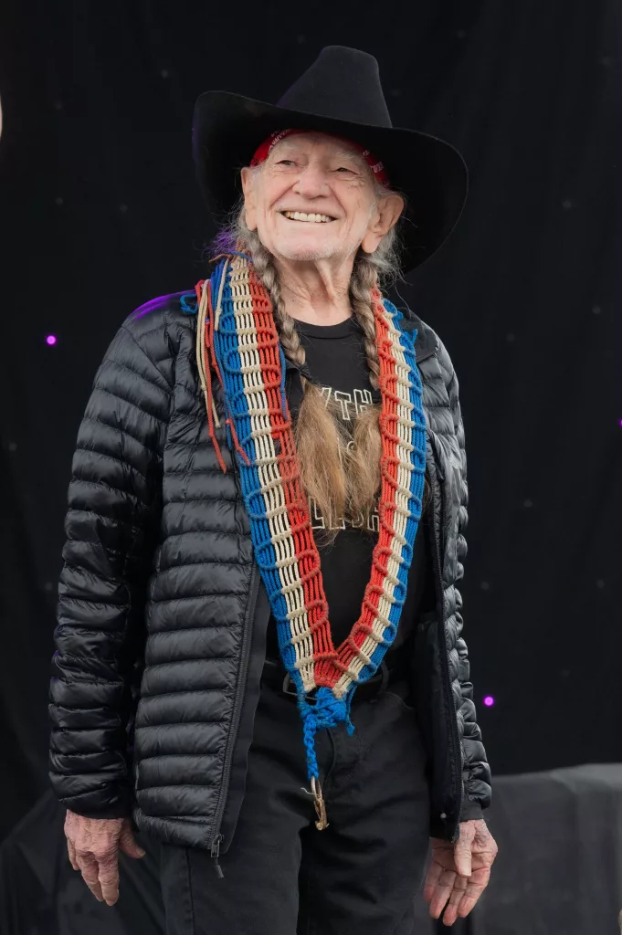 singer-songwriter-and-guitarist-willie-nelson-performs-live-news-photo-1699372140586224