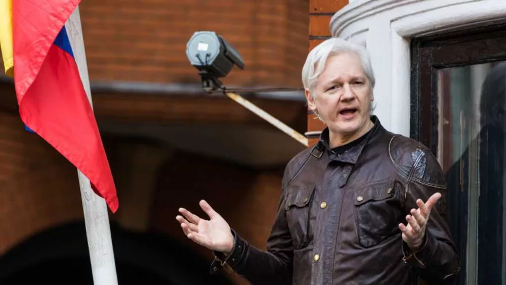 julian-assange-getty-1522257407294771