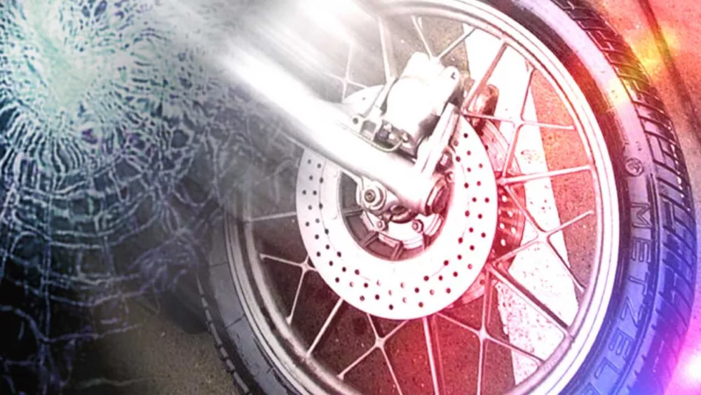 motorcycle-crash-0120-1503078206255994