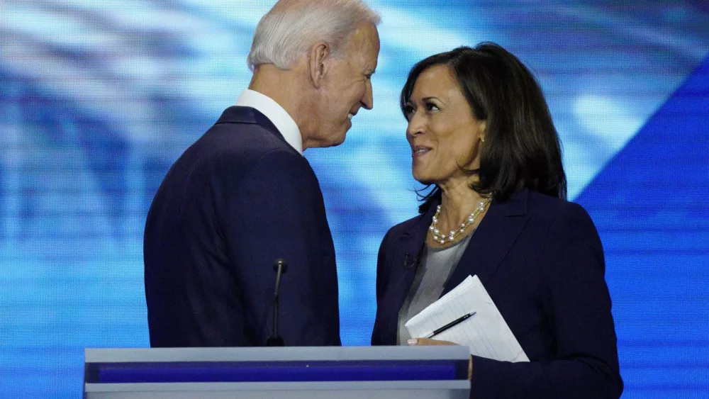 biden-harris-1597251131678893