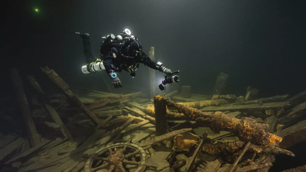 ap266a6c8da51303989011