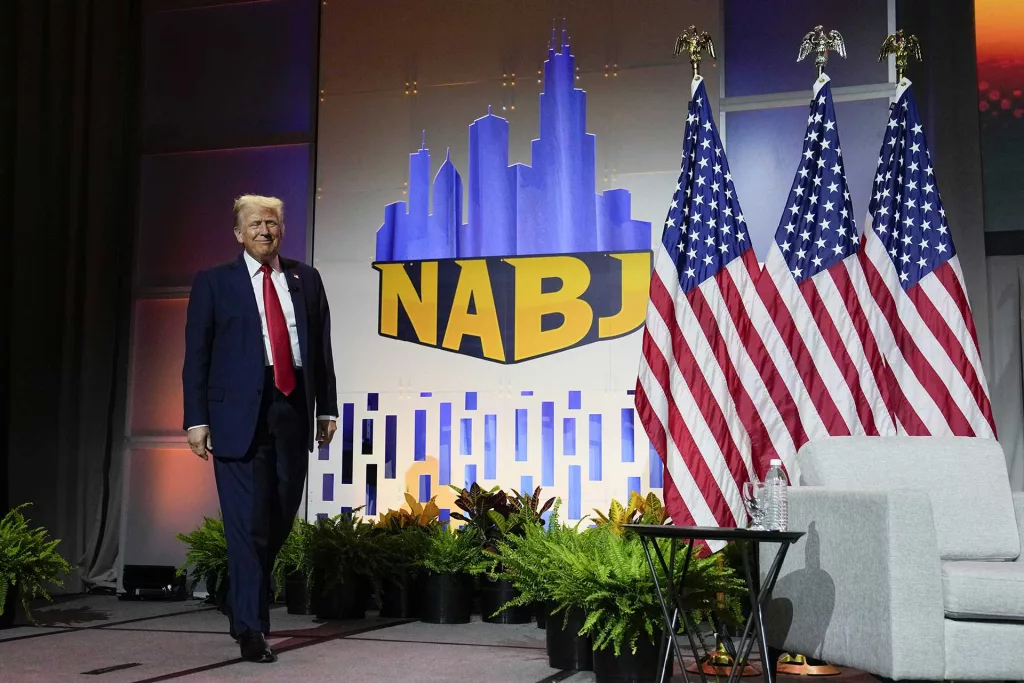 donald-trump-nabj-ap266aaa41122c95536598