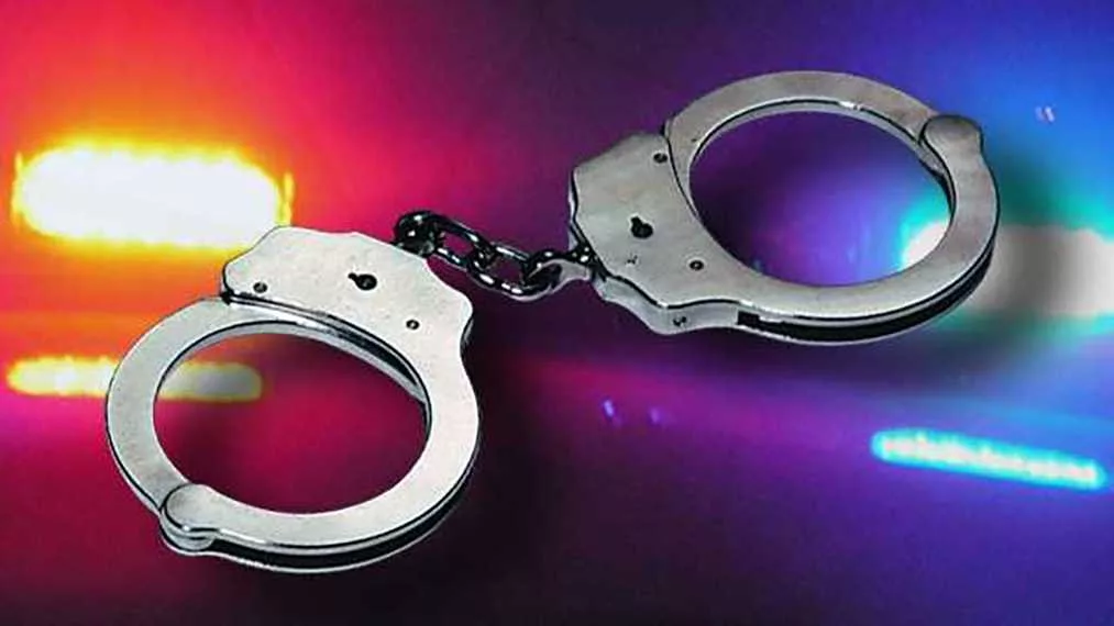 handcuffs-1678739316479561