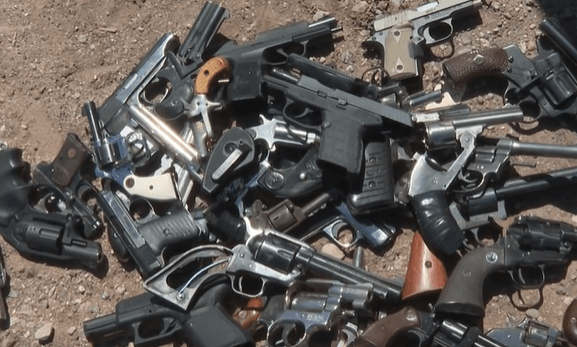 gun-pile-647bff2cf1d9b972656