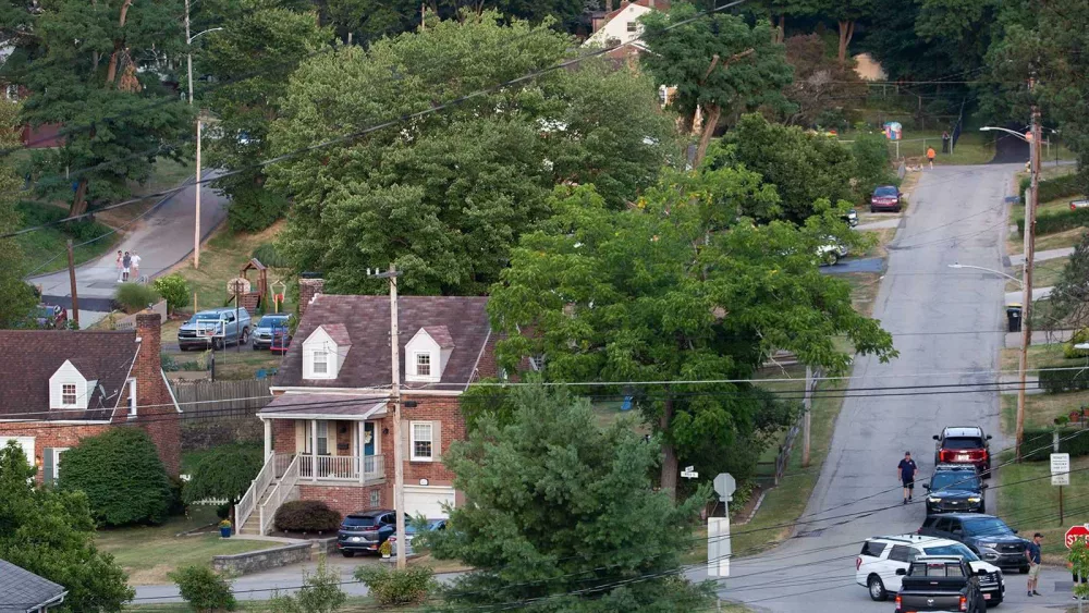 cnn-l19jb21wb25lbnrzl2ltywdll2luc3rhbmnlcy9jbhluadf1m3mwmde1m2i2aza5mdgyy3c4-l19jb21wb25lbnrzl2fydgljbguvaw5zdgfuy2vzl2nsew5nmhq1dtawmg00nna0y3diywj0cmi-jpg-66967ff5d41c8994413