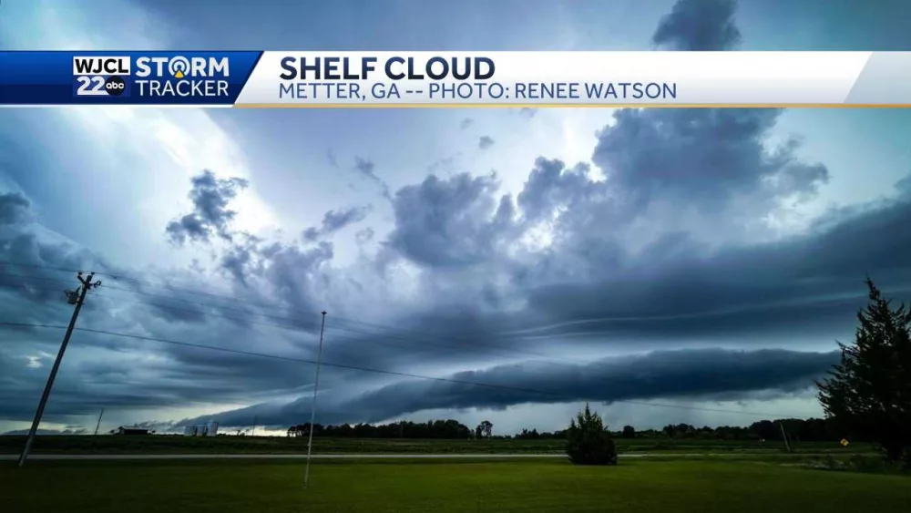 shelf-cloud-66a2eabb1fe3f894198