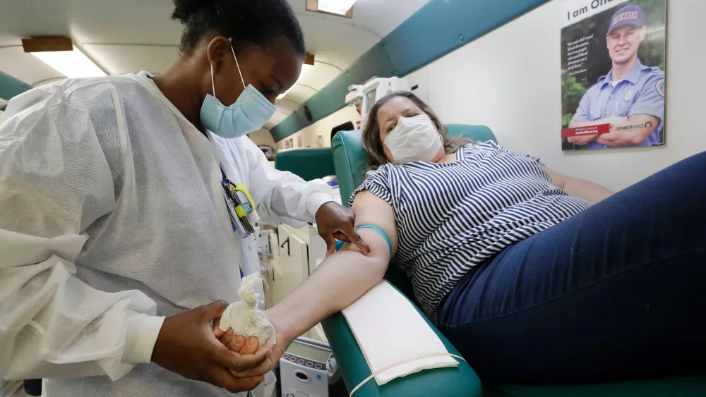 cnn-l19jb21wb25lbnrzl2ltywdll2luc3rhbmnlcy9jbho5cjvsowewmdaxm2i2a25hztfydnrw-l19jb21wb25lbnrzl2fydgljbguvaw5zdgfuy2vzl2nsejlymmxhajawmxr0c28wzhv3nju4odi-jpg-66aa64a186a52678229