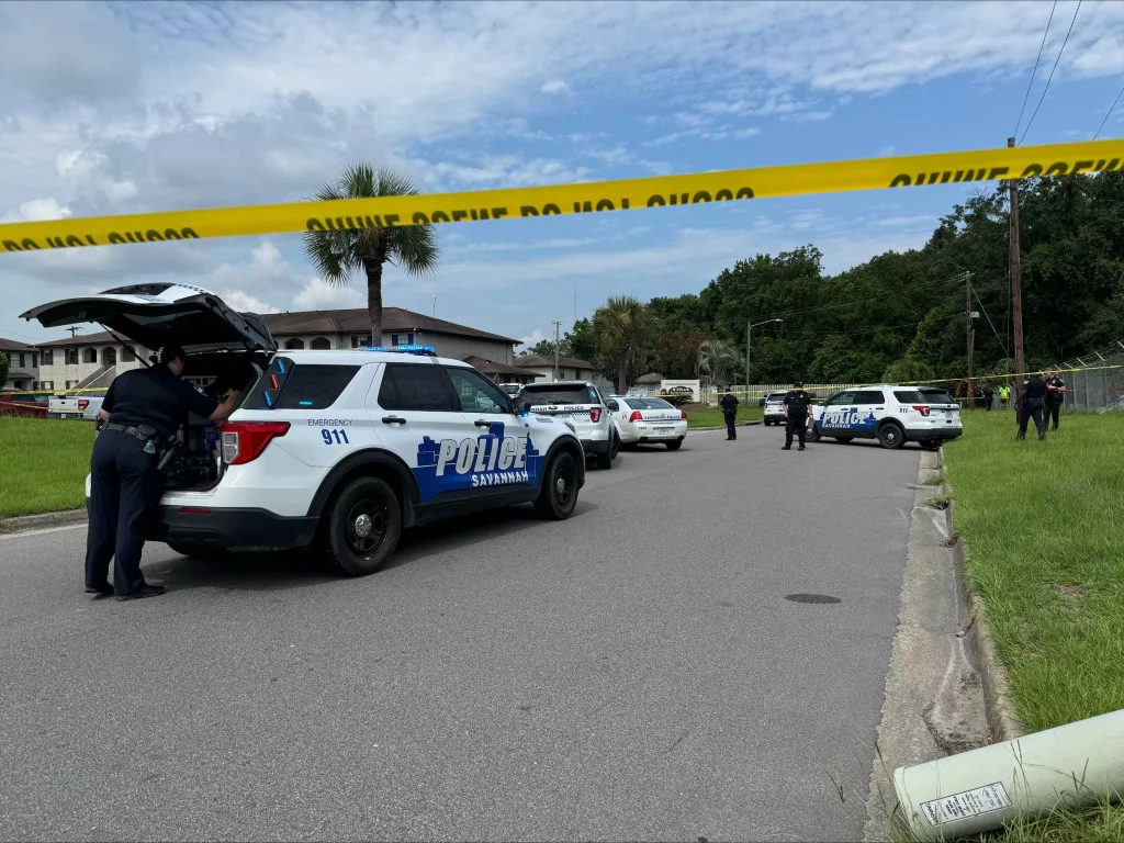 w-54th-street-shooting-66acf61a19a6a588175