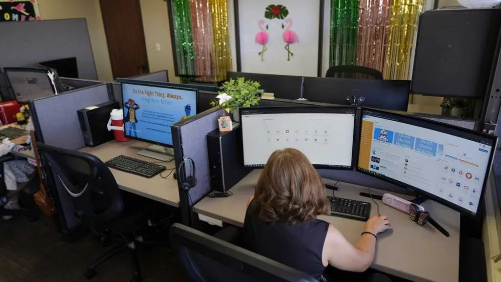 ap266d64281e2b35314898