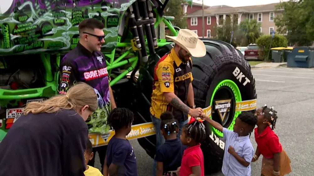 monster-truck-visit-66d9e9c6879e2287680