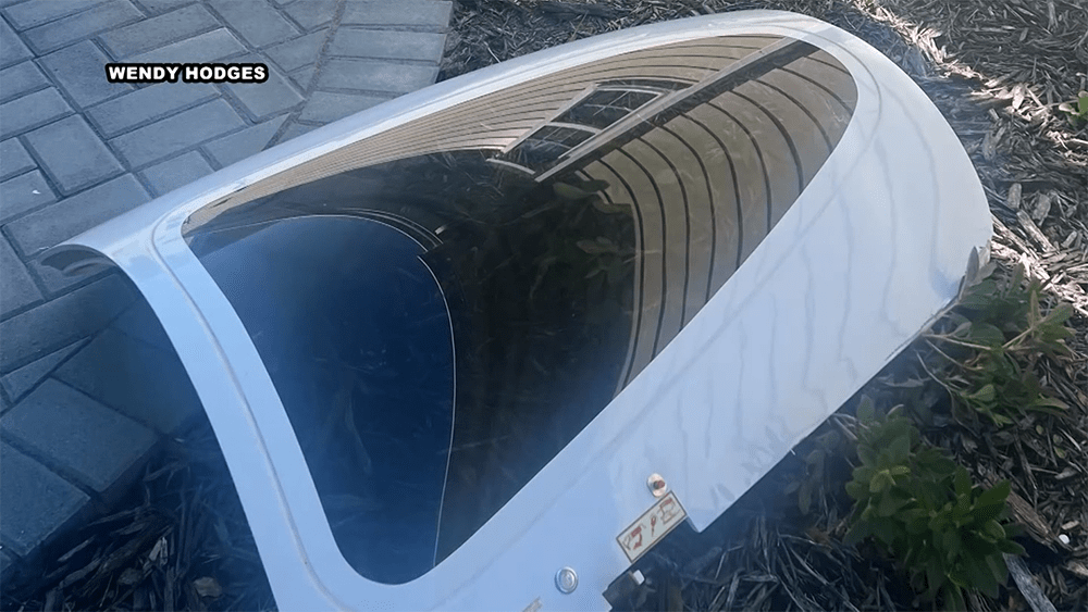 plane-door-66ec1208e944197336