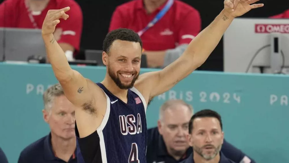 Steph Curry's late barrage seals another Olympic men's basketball title, as US beats France