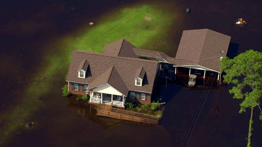 Video: Helicopter tour of flooding in Southeast Georgia