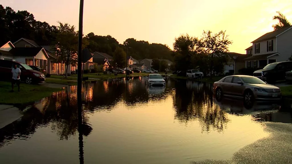 Savannah officials give update on flooded roads, estimate when they may reopen