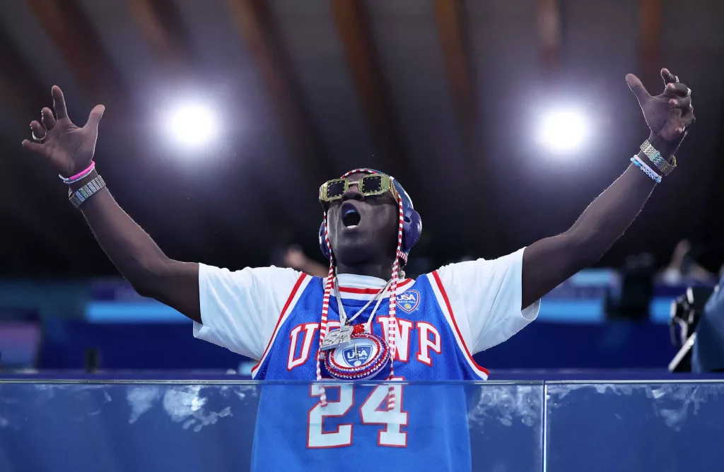 Flavor Flav helps Paralympic athlete raise money to have parents watch him compete