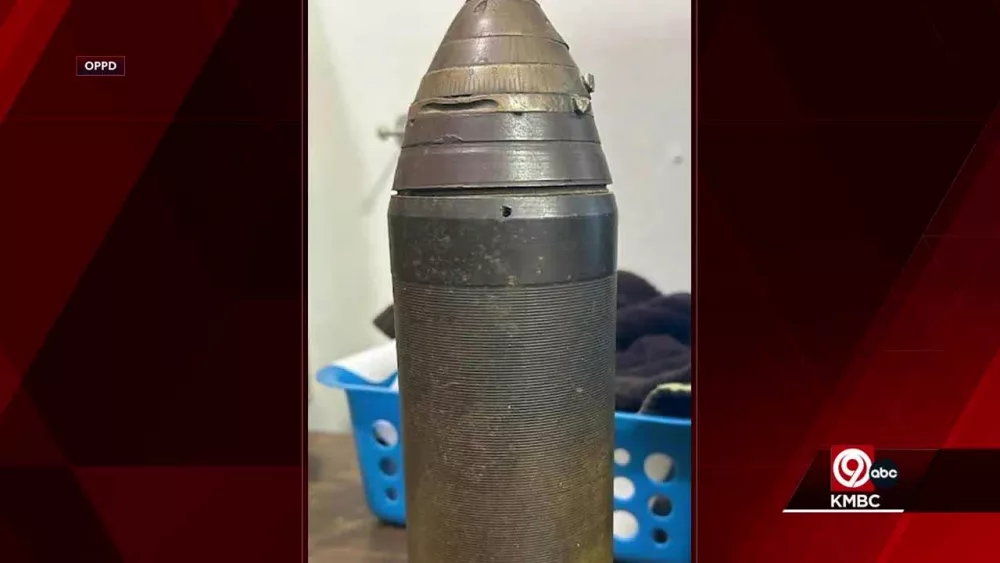 Bomb squad removes donated 'military device' from Missouri thrift store