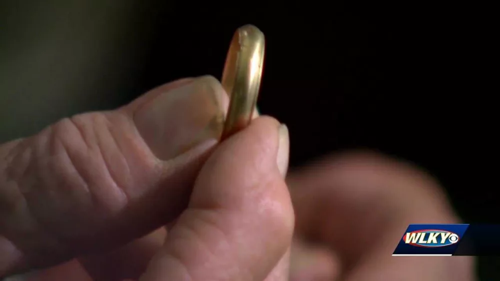 News We Love: Kentucky couple finds wedding ring after 61 years