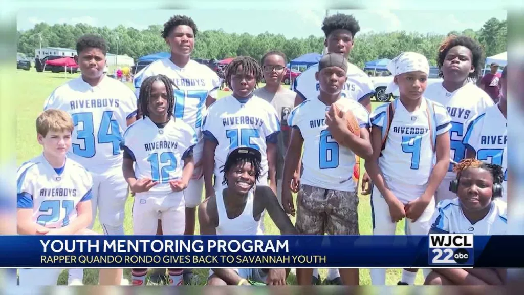 Tyquian "Quando Rondo" Bowman motivating little league teams