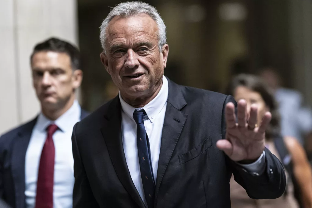 LIVE: RFK Jr. speaks in Arizona as questions swirl around a possible Trump alliance